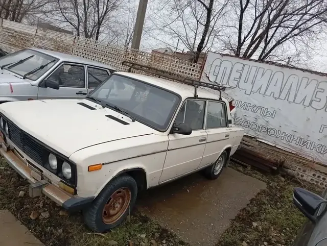 А/м ВАЗ 2106, гос. № В852КК30, 2003 г/в, VIN XTK21060030045132. 1 шт