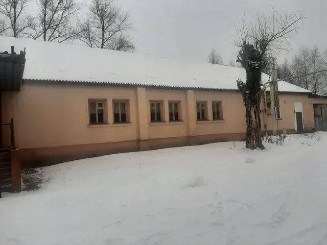 Нежилое здание
