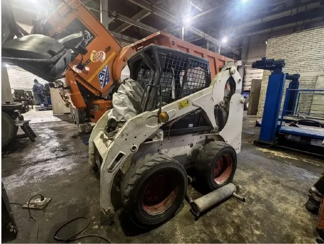 Мини погрузчик Bobcat S175, государственный регистрационный знак МА 4236 86