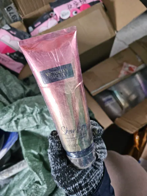ГОДНЫЕ ОСТАТКИ ТОВАРОВ ЖЕНСКОЙ ГИГИЕНЫ И УХОДА - Косметические средства VICTORIA'S SECRET 22шт Прокладки женские KOTEX 10шт