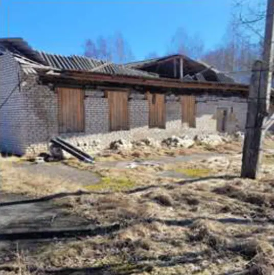 Имущество, находящееся в собственности Ярославской области, расположенное по адресу: Ярославская область, Брейтовский район, д. Ульяниха, ул. Механизаторов, д. 6,   с земельным участком