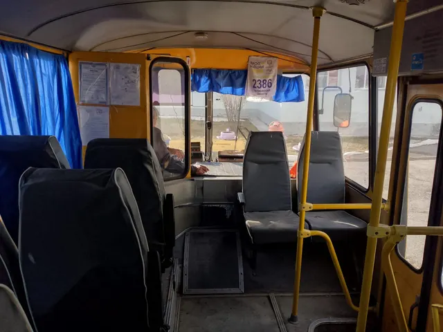- Транспортное средство -  автобус для перевозки детей ПАЗ 32053-70, год выпуска 2013,  ПТС 52 НТ  096346 от 02.10.2013 г. ООО "Павловский автобусный завод",