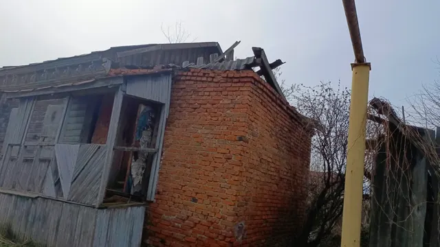 Здание с земельным участком (обл. Владимирская, м.о. Камешковский, д. Новая Быковка, дом 50)