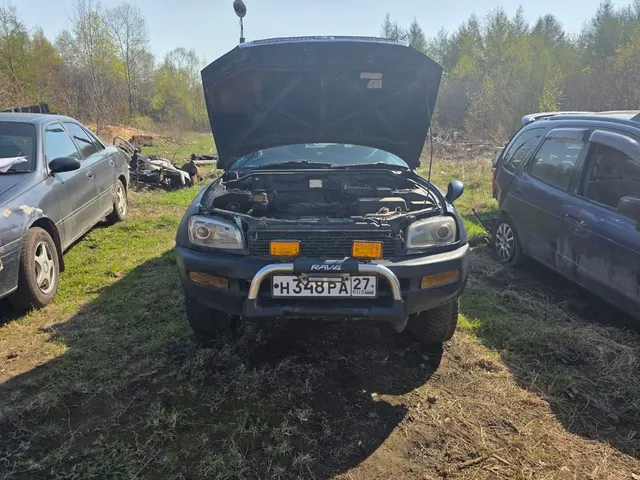 Автомобиль марки Toyota Rav 4, г/н H348PA27, 1994 г.в, № кузова SXA100012913,цвет синий