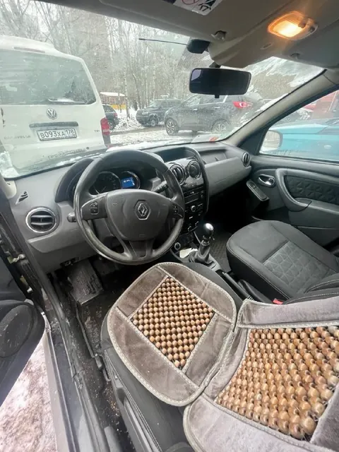 RENAULT DUSTER