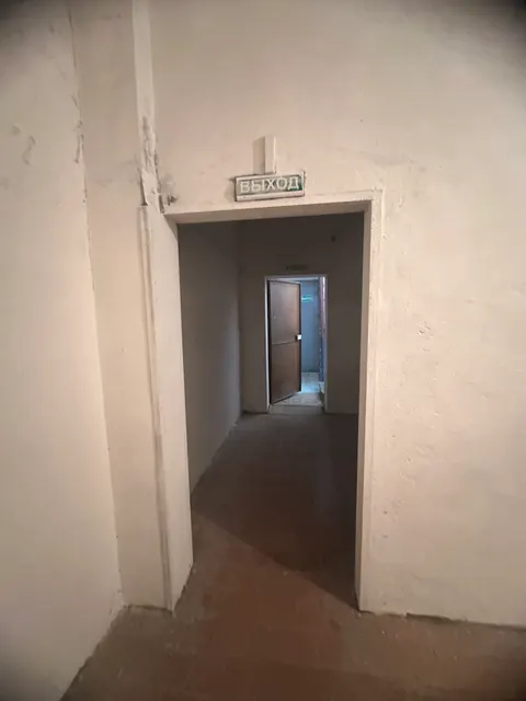 нежилое помещение площадью 94,7 кв. м с к.н. 61:21:0000000:4379, по адресу: Ростовская область, Матвеево-Курганский район, п. Матвеев Курган, ул Гагарина, д 46-б, 1-й этаж (комнаты 6,7,8,70)