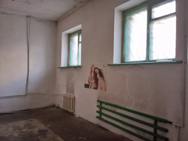 Нежилое помещение общей площадью 69,8 кв. м, расположенного по адресу: Российская Федерация, Алтайский край, город Рубцовск, улица Степана Разина, дом 196, помещение 61.