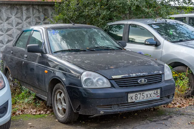 Легковой автомобиль, марка, модель ТС: Lada, 217030 Lada Priora, 2010 года выпуска; идентификационный номер (VIN): XTA217030A0239469; модель, №двигателя: 21126, 2514465, цвет кузова: сине-черный