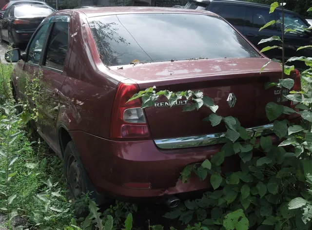 Автомобиль марки Рено Логан грз К 360 УВ 35 (отсутствует) VIN X7LLSRBYHCH487793 цвет красный гв 2012.