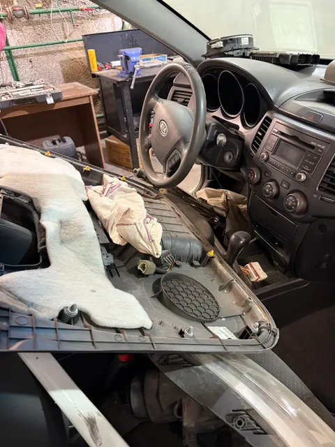 Автомобиль легковой Kia Ge (Magentis/Optima/MG)