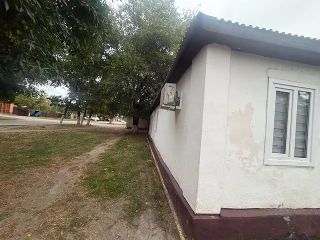 Жилой дом, площадью 61 кв.м., кадастровый номер 20:03:1401005:498; Земельный участок (для ведения личного подсобного хозяйства), площадью 607+/-9 кв.м., кадастровый номер 20:03:1401003:644.