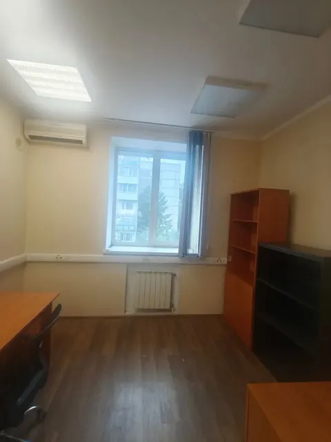 Нежилые помещения, площадью 20,0 кв.м расположенные на 3 этаже административно-бытового здания, расположенного по адресу: г. Новосибирск, ул. Кошурникова 12а. с кадастровым номером 54:35:014110: 3507.