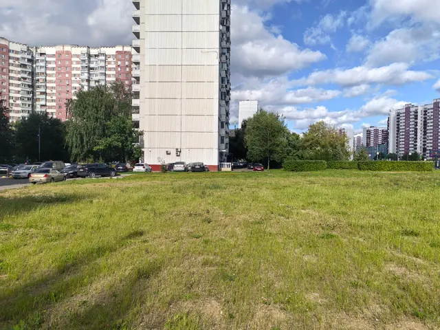 Право заключения договора аренды земельного участка по адресу: город Москва, вн.тер.г. муниципальный округ Ново-Переделкино, шоссе Боровское, земельный участок 40А (ЗАО г. Москвы), площадью 2 125 кв.м, кадастровый номер: 77:07:0015005:29682