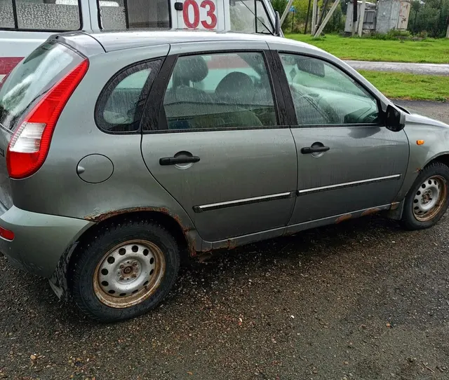 Автомобиль LADA 111960
