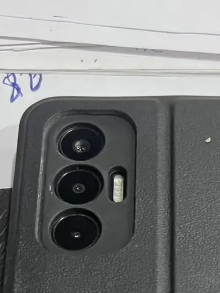 мобильный телефон (смартфон) марки "Tecno Pova 3" (модель Tecno LF7n), в корпусе черно-фиолетового цвета, IMEI 1: 353201590633183, IMEI 2: 3532011590633191, s/n 0837425259001758, с вставленной сим-картой мобильного оператора "Билайн" с абонентским номером 8-961-692-09-18 1 Штука (шт)