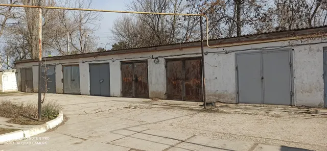 нежилое здание – гараж, площадью 20,9, кадастровый № 90:10:010103:92, расположенного по адресу: Республика Крым, пгт. Раздольное, ул. Ленина, д. 71-б.