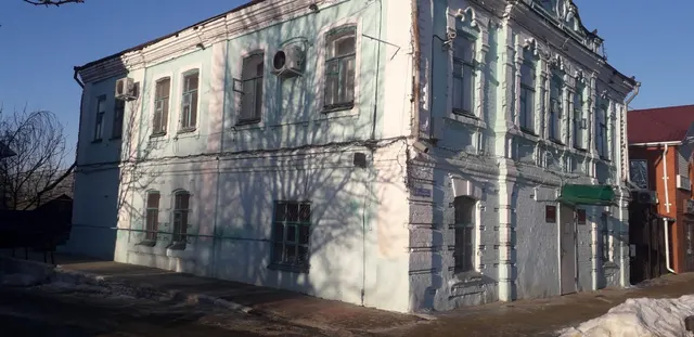 Имущественный комплекс, расположенный по адресу: Белгородская область, г. Алексеевка, ул. Победы, 69