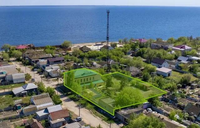 Продажа находящихся в федеральной собственности объектов недвижимого имущества общей площадью 768,5 кв. метра (кадастровые номера: 34:05:010162:445, 34:05:010162:447, 34:05:010162:448, 34:05:010162:449, 34:05:010162:450, 34:05:010162:725), один из которых является объектом культурного наследия регионального значения, одновременно с земельным участком площадью 2 653 кв. метра (кадастровый номер 34:05:010162:83), адрес: Волгоградская обл., г. Дубовка, ул. им. Минина, д. 13.