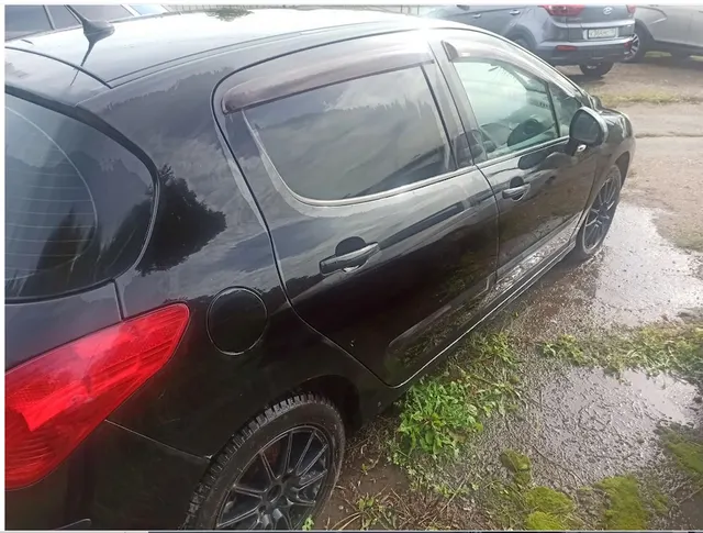 Легковой автомобиль PEUGEOT 308, 2010 года выпуска, государственный номер А679КУ18, идентификационный номер (VIN) Z8T4C5FWCAM000559, № двигателя – 0776697, рабочий объём двигателя – 1600 куб. см, мощность двигателя 120 л.с., 88,3 кВт.