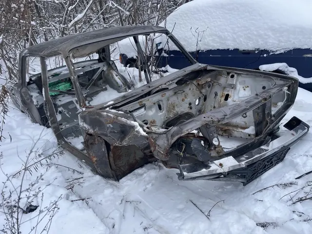 1. Автомобиль легковой Ford Focus с государственным регистрационным знаком М070У 21 рус,  (21-007280) 2. автомобиль марки "ВАЗ-21120" с государственным регистрационным знаком Е478 УМ 21 РУС, VIN номер ХТА21120030158204, 2003 года выпуска, (21-007287) 3. автомобиль марки ВАЗ-21102, без государственного регистрационного знака, VIN XTA21102020478398, белого цвета, 2001 года выпуска, (21-008587)...