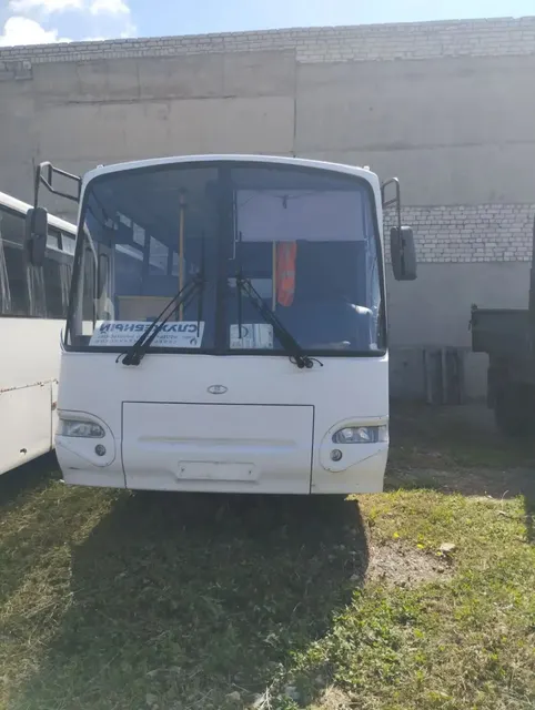 1. Автобус КАВЗ-4238-01 гос. номер О 328 РУ 126, VIN XTY52563TA0023297, номер кузова XTY52563TA0023297, 2010 года выпуска, цвет белый, инвентарный номер М 111217329, стоимость 254 800,00 рублей.  2. ЛиАЗ 525634, автобус гос. номер О 358 РУ 126, VIN Z7N423801F0001422, номер кузова Z7N423801F0001422, 2010 год выпуска, цвет белый, инвентарный номер Т000011930, стоимость 192 600,00 рублей.  3. Автобус КАВЗ-4235-31 гос. номер О 374 РУ 126, VIN Z7N423531A0001650, номер кузова Z7N423531A0001650, 2010