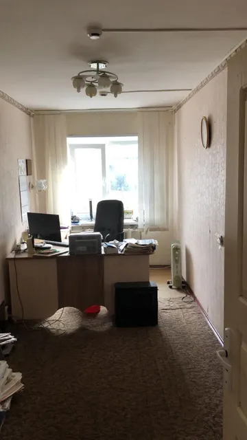 Встроенное нежилое  помещение третьего этажа общей площадью 139,7 кв.м, кадастровый номер 47:01:0000000:32392,  расположенного по адресу: Ленинградская область, Выборгский район, г. Светогорск, ул. Рощинская, д. 2