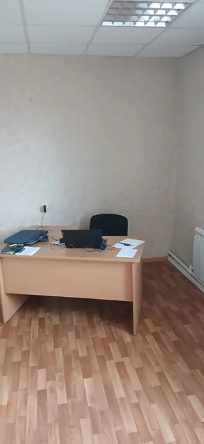 Нежилые помещения в нежилом здании гаража с  КН 66:11:0108004:549, общей площадью 202 кв.м.,  расположенные по адресу: Свердловская область, Ирбитский район, пгт.Пионерский,  ул. Ожиганова, д.9