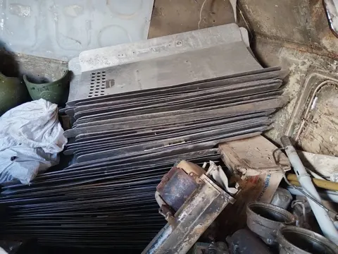 Высвобождаемое движимое военное имущество (лом черных и цветных металлов (разбраковка ИС)