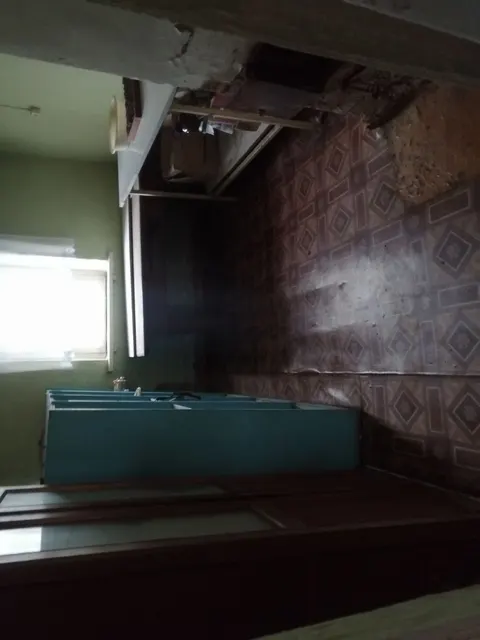 Земельный участок площадью 854 кв.м, с расположенным на нем объектом недвижимого имущества — зданием семенной инспекции площадью 94,8 кв.м, расположенных по адресу: Вологодская область, р-н Вожегодский, п. Вожега, ул. Гагарина, д. 17.