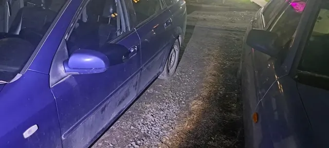 Транспортное средство Chevrolet Lacetti, 2008 года выпуска, цвет - синий, VIN KL1NF196J8K311145, государственный номер H672EK29. Состояние ТС: акуммулятор разряжен, передние колеса спущены.