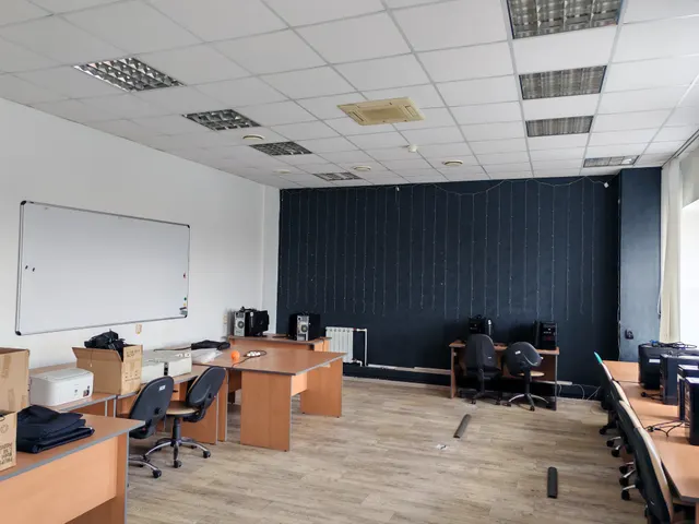 Помещение № 31 на 4 этаже площадью 72,6 кв.м. по адресу: 440067, г. Пенза, ул. Дружбы, стр. 6