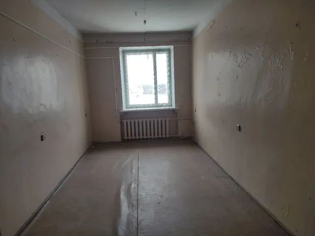 Нежилое помещение с кадастровым номером 37:08:050307:372, площадью 17,1 кв.м., расположенного по адресу: Ивановская область, р-н Комсомольский, г. Комсомольск, ул. Люлина, д. 16, пом. 67 (3 этаж, лит.А)