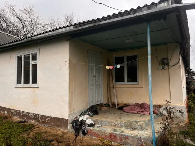 Жилой дом, площадь 86,79 кв. м., кадастровый номер: 05:15:000007:680, этажность 1, земельный участок, площадь 1500 кв. м., кадастровый номер: 05:15:000007:19, местоположение: Республика Дагестан, Новолакский район, с. Чапаево, ул. Седьмая, д. 9 (должник Мустапаева Т. А.)