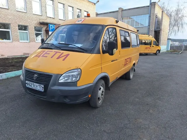 Автобус специальный для перевозки детей ГАЗ 322121, категории D, 2014 г.в., VIN – Х96322121E0781021, модель GAZ 322121, № двигателя – 421640  E0802261, шасси (рама) - отсутствует, кузов (кабина) – 322121Е0558141,  цвет – желтый, ПТС 52 ОА 049321, регистрационный знак В 621 СУ 174
