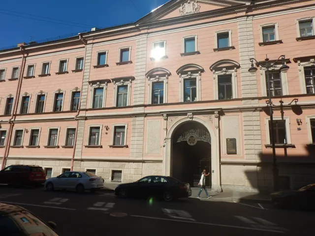 Аукцион в электронной форме на право заключения договора аренды объекта нежилого фонда по адресу: Санкт-Петербург, ул. Миллионная, д. 19, литера. И, пом. 2-Н