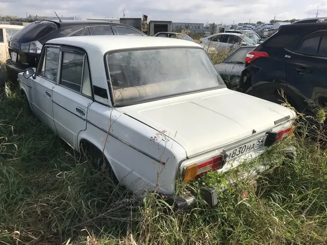Реализация по прямому назначению:1.Автомобиль ВАЗ 2106 г/з М830НА54 , кузов № ХТА 210610У3751916, 1996 г.в (документы, ключи отсутствуют). 2. Автомобиль HYUNDAI SONATA, ГРЗ М036НХ 54 VIN: X7MEN41FP7M024151( ключи, документы отсутствуют). 3.Автомобиль ВАЗ 21093, 1996 г.в, ГРЗ Р588ОК154, VIN XTA 210930V2001291 (задняя дверь другого цвета, ключи в наличии, документы отсутствуют).4.Автомобиль ВАЗ 21093, ГРЗ 576 КС 42 , кузов № XTA210900J0247111 ,1990 г.в.(ключи, документы отсутствуют)