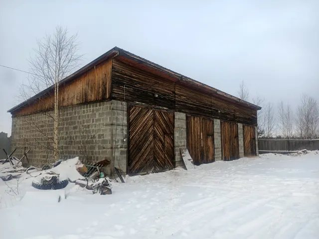 Гараж, назначение: сооружение производственное, площадью 130 кв.м. кадастровый №86:01:1001001:3646 расположенный по адресу: 628235, Ханты-Мансийский автономный округ - Югра, муниципальный район Кондинский, сельское поселение Половинка, п. Половинка, ул. Советская, сооружение 2/1