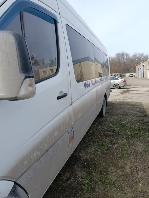 Автобус Mersedes-Benz-223602