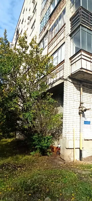 Помещение площадью 226,5 кв.м., кадастровый номер 95:21:0101136:543, по адресу: Российская Федерация, Луганская Народная Республика, муниципальный округ Антрацитовский, город Антрацит, улица Ткаленко, дом 1