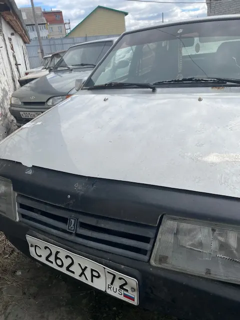 ВАЗ 21093 г.р.з. С262ХР72, г.в. 2001 (ключи и документы отсутствуют, техническое состояние не проверялось, пробег не известен). Имущество продается в том виде, в каком оно есть, в случае продажи возврату/обмену не подлежит. За скрытые дефекты имущества Продавец ответственности не несет.