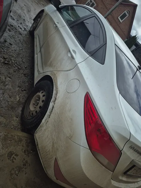 Легковой автомобиль Hyundai Solaris, 2015 г.в., г/н Т521ВТ761, VIN Z94CU41DBFR391600, в залоге, должник Демченко Д.Ю., (Поручение ТУ Росимущества в РО от 22.09.2026 № 61-1678-У). Адрес (местоположение): Ростовская область, г. Сальск, ул. Невского, 1А.