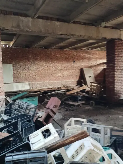 нежилые помещения в нежилом здании
