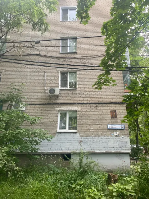 Лот № 14. Квартира площадью 32,3 кв. м, кадастровый номер 36:34:0507019:385, расположенная по адресу: г. Воронеж, ул. Писателя Маршака, д. 18, кв. 118 - принадлежащая Молевой Е.Л., Молеву Р.А. (общая долевая собственность по 1/2 доли).