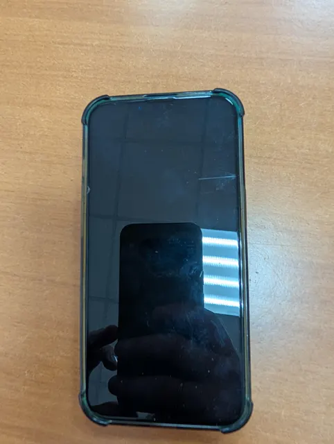 7 мобильных телефонов марки iPhone