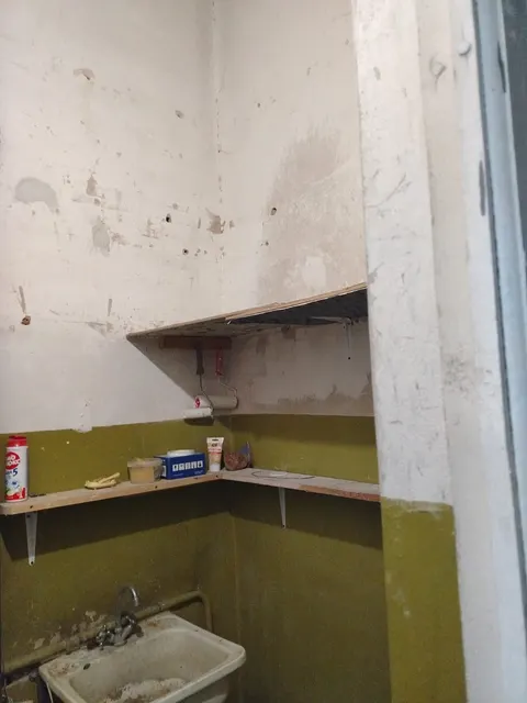 Право заключения договора аренды муниципального недвижимого имущества - нежилого помещения № 9 общей площадью 19,9 кв.м, расположенного на техническом  этаже здания по адресу: г.Калуга, ул.Гагарина, д.8в.