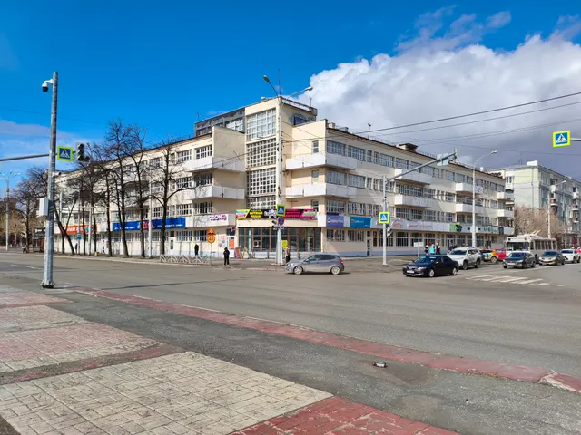 На право заключения договора аренды нежилого помещения 4 эт № 212, площадью 13,6 кв.м, расположенного в помещении с к/н 66:41:0106134:1608, по адресу: Свердл обл, г Екатеринбург, ул Культуры, д 2/пр-т Орджоникидзе, д 1, являющегося ОКН областного значения «Дом технической учёбы Уралмашзавода» сроком на 2 года, находящегося в государственной собственности Свердловской области, закрепленного на праве оперативного управления за ГКУ СО «Распорядительная дирекция Мингосимущества Свердловской области"