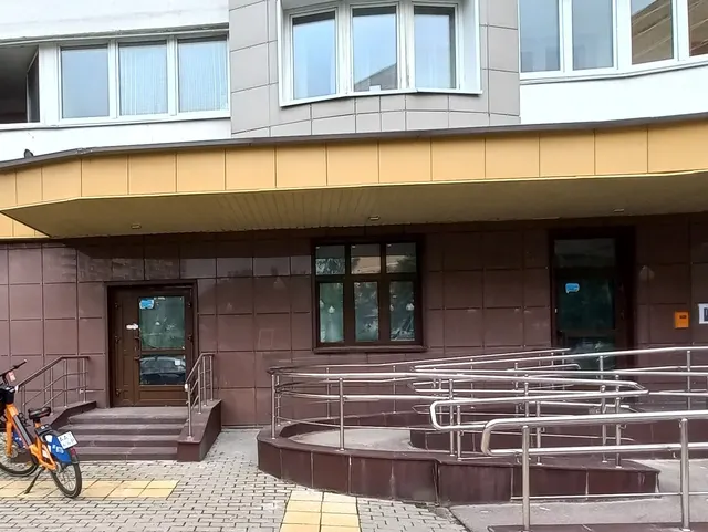 Продажа имущества, находящегося в собственности города Москвы, нежилое помещение по адресу: г. Москва, ул. Бутлерова, д. 6, (Цокольный этаж № 0, Этаж № 1), площадью 227,7 кв.м, кадастровый номер: 77:06:0006003:12005