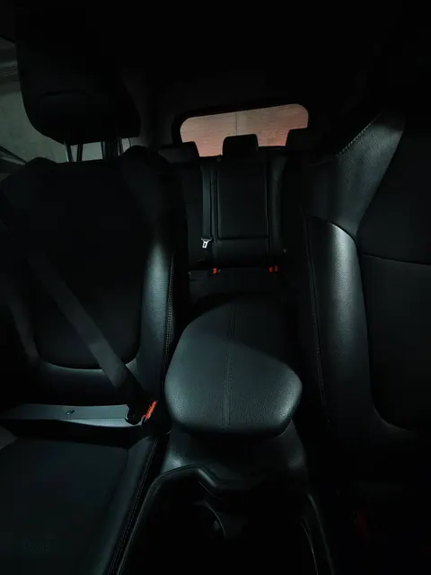 Легковой автомобиль Toyota, модель MXAA54L RNXMBX, 2021 года выпуска, цвет - белый (крыша черного цвета), государственный номер О046НН46, идентификационный номер (VIN) XW7R43FV80S036600, номер кузова (прицепа) XW7R43FV80S036600, номер двигателя М20АВD86612 (имущество обременено: арест, запрет на совершение регистрационных действий). Должник – ООО «Автотранссервис»