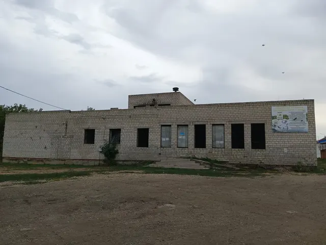 Нежилое здание