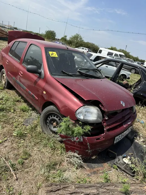Автомобиль Рено Клио